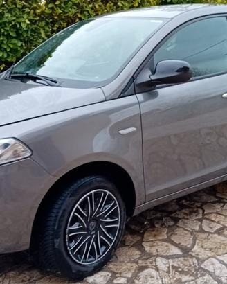 Lancia Y a Metano Serie Gold 2018 full optional