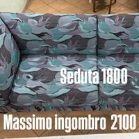Due divani con mobile in legno massello noce