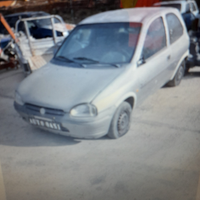 Opel corsa 1.5 TD 1997 RICAMBI