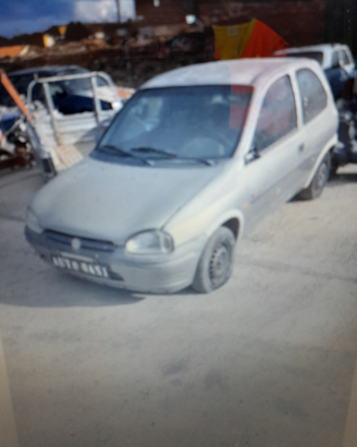 Opel corsa 1.5 TD 1997 RICAMBI