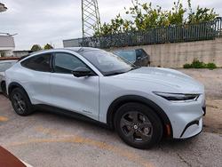 Ford Mustang Mach-E Standard Range 269 CV premium