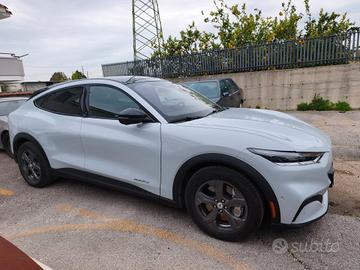 Ford Mustang Mach-E Standard Range 269 CV premium