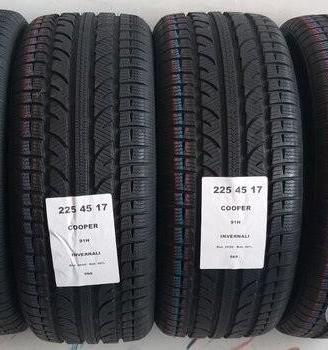 4 gomme 225 45 17 cooper a569