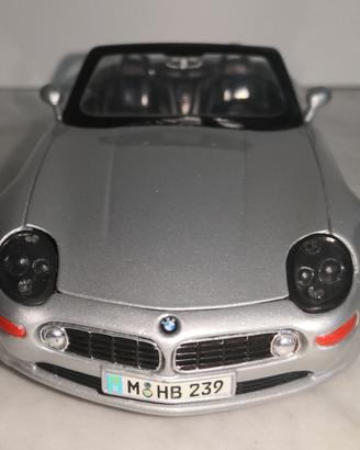 BMW Z8 SPIDER (2000), 1/24 MAISTO