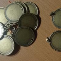 Lotto di 10 medaglie da incidere per sport coppe  