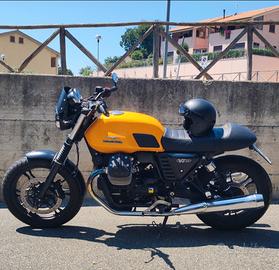 MOTO GUZZI V7 II STONE
