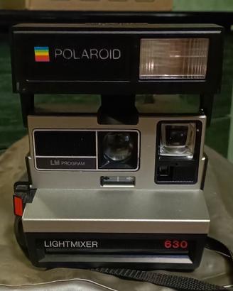 Macchina fotografica polaroid anni 80