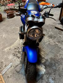 Moto Honda Hornet 600