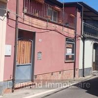 Casa singola su 2 livelli a Presa-Piedimonte Etneo