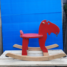 Cavalluccio renna a dondolo