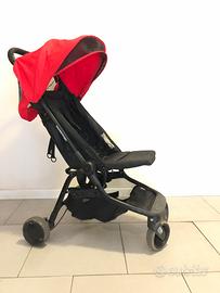 passeggino Mountain Buggy nano rosso