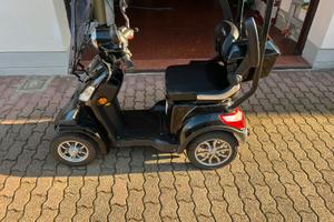 Scooter elettrico per anziani