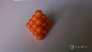 K96 PIRAMIDE - sorprese kinder