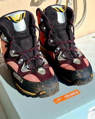 Scarponi TECNICA Trek Pro Gtx tg 45 Goretex-Vibram