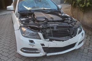 Auto incidentata 
