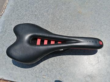 Sella ASTUTE SKYLITE VT CARBON