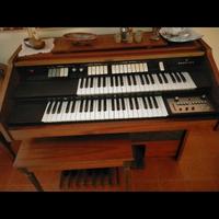 strumenti musicali tastiera farfisa come foto 
