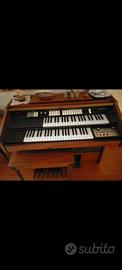 strumenti musicali tastiera farfisa come foto 
