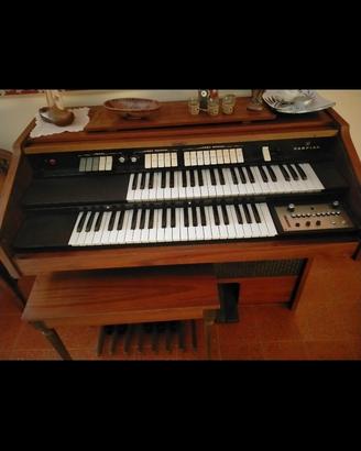 strumenti musicali tastiera farfisa come foto 
