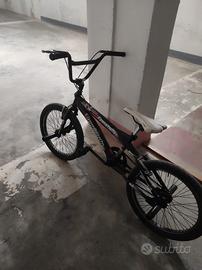 Bici tipo bmx