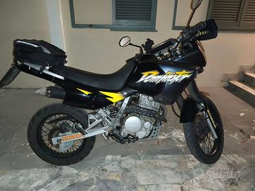 Honda nx 650 dominator