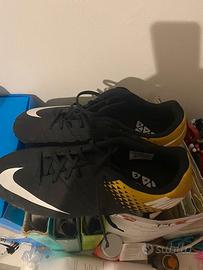 SCARPE DA UOMO NIKE CON TACCHETTI NUOVE MAI USATE