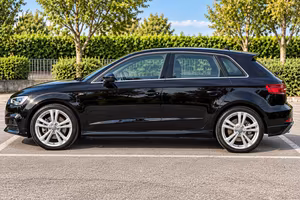 Audi A3 sportback-160.000 km- garanzia attiva