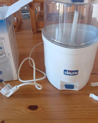 Sterilizzatore biberon. 