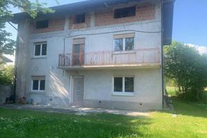 CASA INDIPENDENTE AL GREZZO AVANZATO: OPPORTUNI...