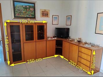 Mobile soggiorno in legno di noce