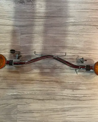 Staffa Anteriore con Frecce Kawasaki VN 900