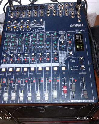 YAMAHA MG 124 CX MIXER 12 Canali