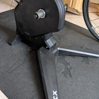 Rullo smart Tacx Flux training