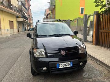 Fiat panda 4x4 multijet 75 cv anno 2011