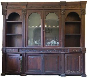 LIbreria antica intagliata in legno massello