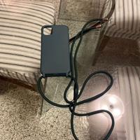 Cover per Iphone 11 con cordino da collo