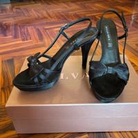 Sandalo in raso n. 37