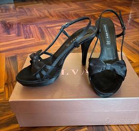 Sandalo in raso n. 37