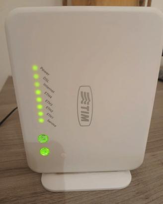 Modem router TIM ADSL2+ Wi-Fi N con alimentatore