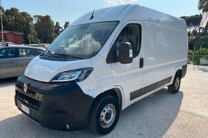 Peugeot Boxer 2.2 BLUEHDI 140 S/S 333 L2H2 - Unico
