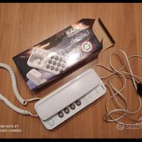 telefono vintage con tasti grandi