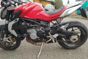 MV Agusta Brutale 675