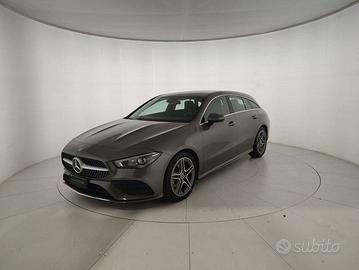 Mercedes-Benz CLA Shooting Brake 180 d Premiu...