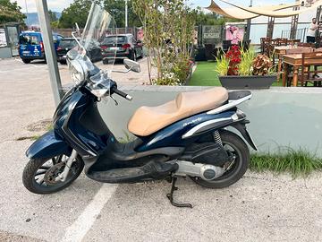 Piaggio Beverly Tourer 250