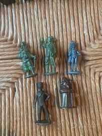 5 Soldatini in miniatura anni 90 sorprese kinder f