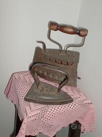 Ferro da stiro antico