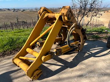 Sollevatore + Aratro CAT D6-D7