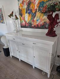 sala da pranzo inglese tavolo e servante