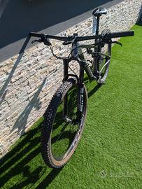 Specialized Epic Evo Expert tg. M