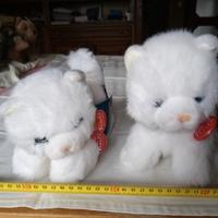 Splendidi peluche gatti bianchi Trudi